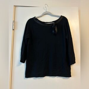 April Cornell top